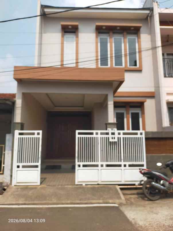 dijual rumah dasana indah blok uc