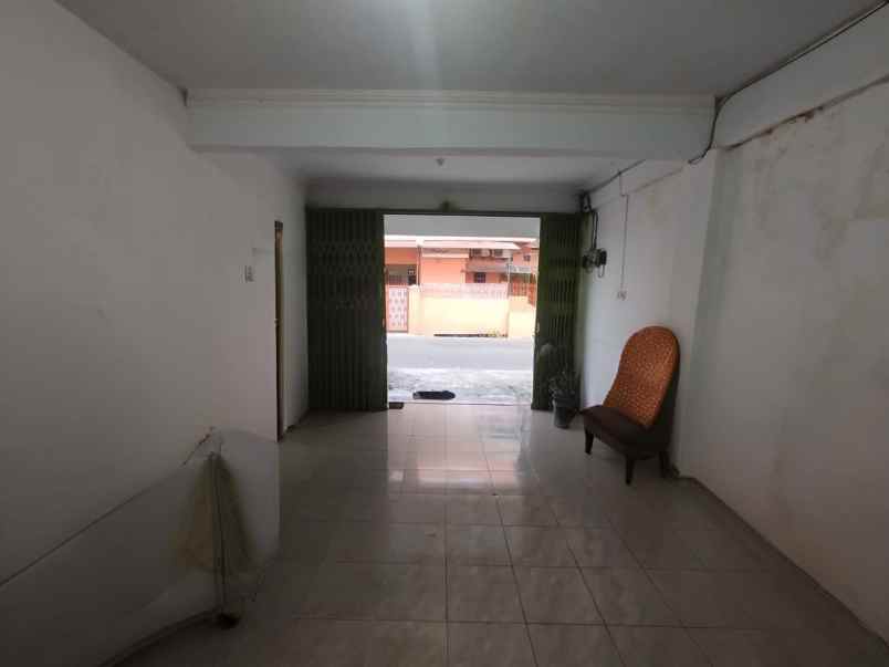 dijual rumah depok