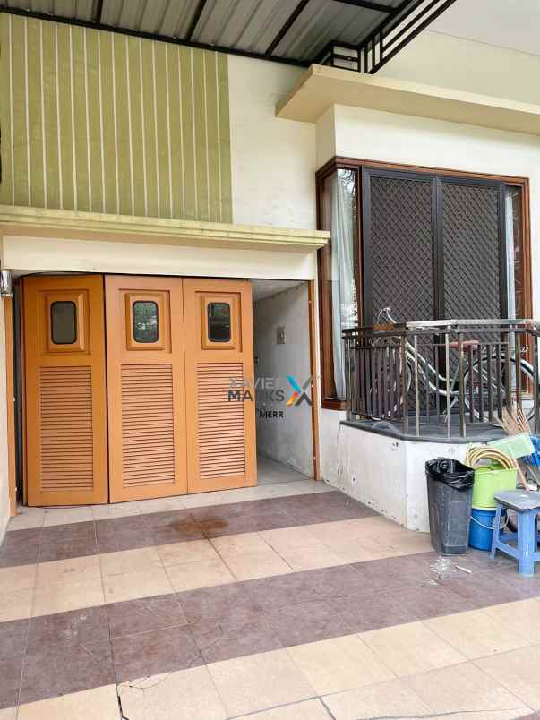 dijual rumah dharmahusada mas terawat siap huni