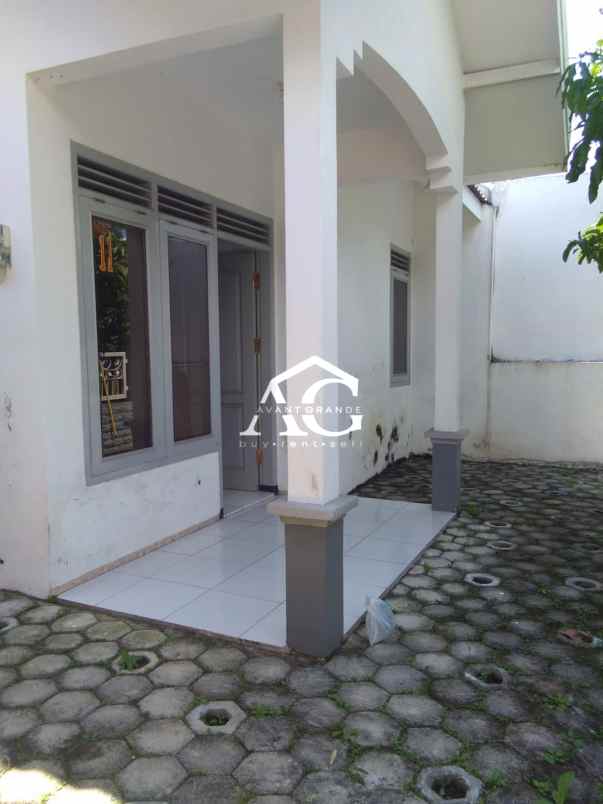 dijual rumah di bukit cemara tidar malang