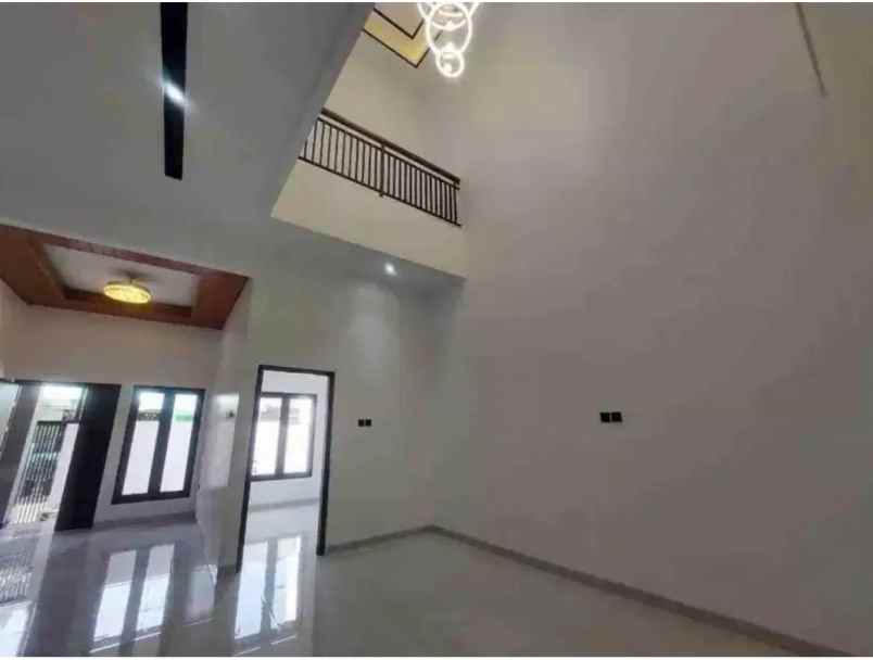 dijual rumah di fajar indah solo
