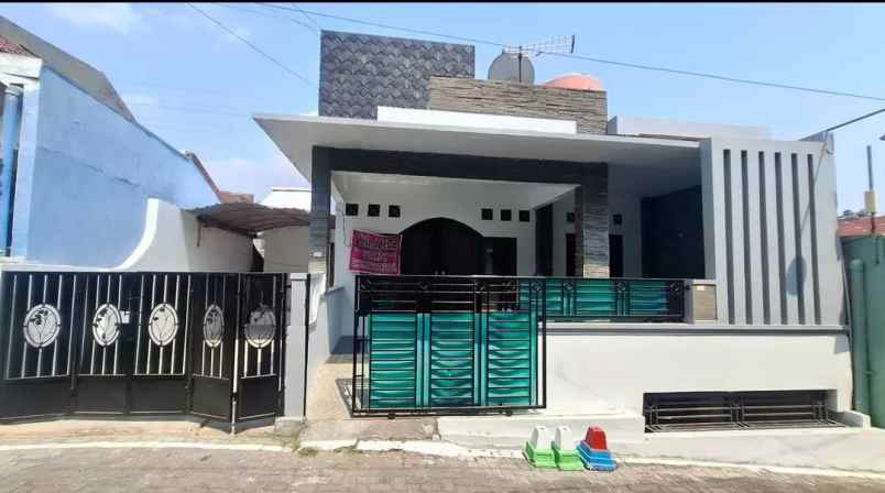 dijual rumah di kinibalu kedungmundu semarang