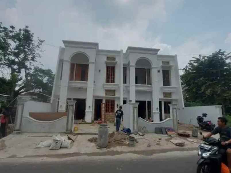 dijual rumah duren sawit