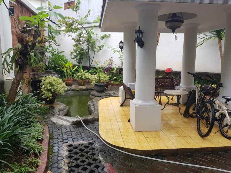 dijual rumah elit lokasi strategis jakarta timur