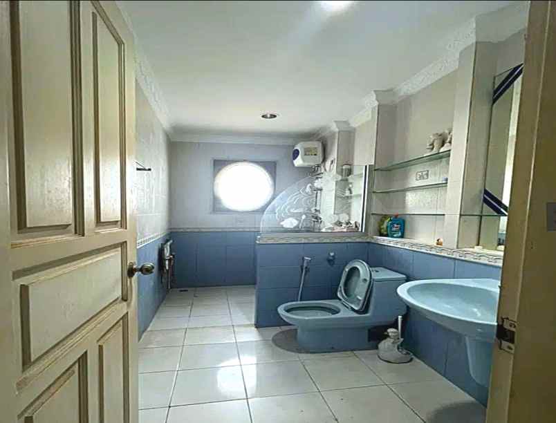 dijual rumah florence mediterania