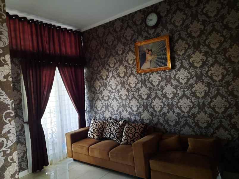 dijual rumah full furnish serpong lagoon tangsel