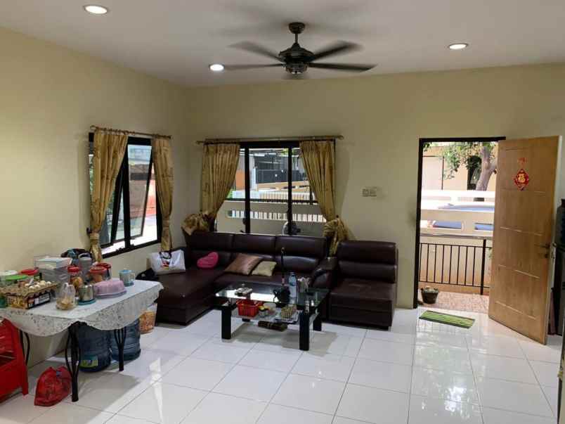 dijual rumah gading griya residence