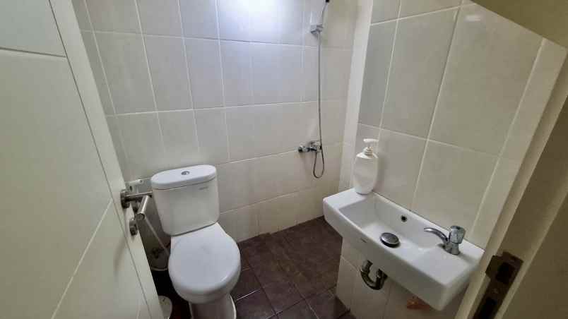 dijual rumah gading serpong