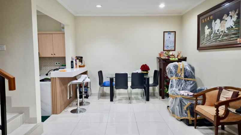 dijual rumah gading serpong