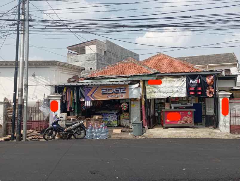 dijual rumah gandaria