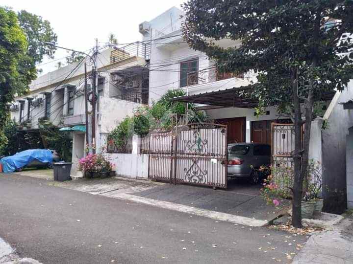 dijual rumah gandaria kramat pela