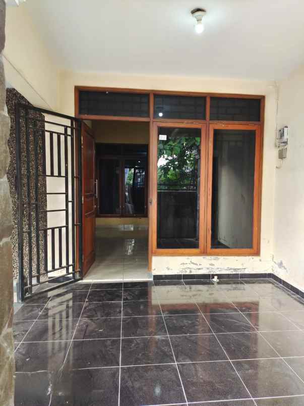 dijual rumah ganesha pedurungan
