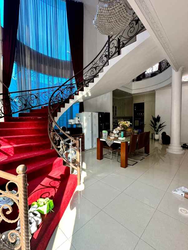 dijual rumah gondang