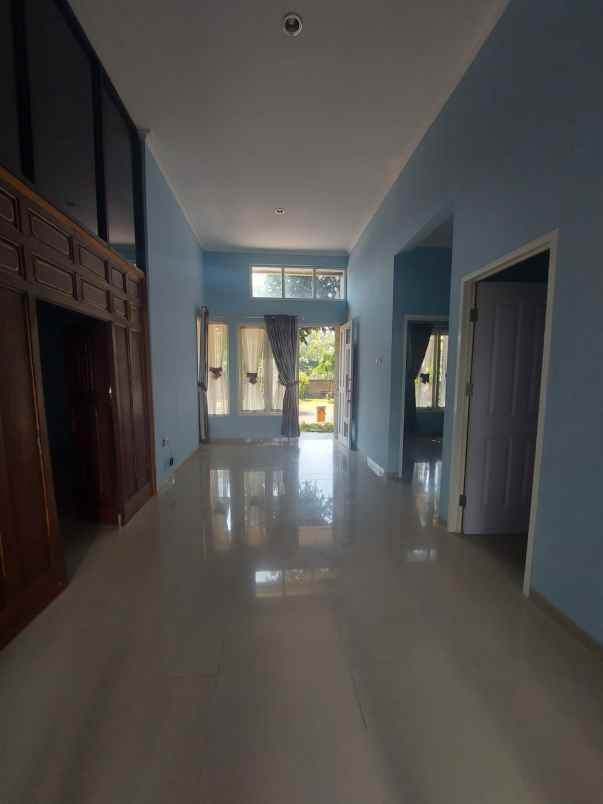 dijual rumah grafika