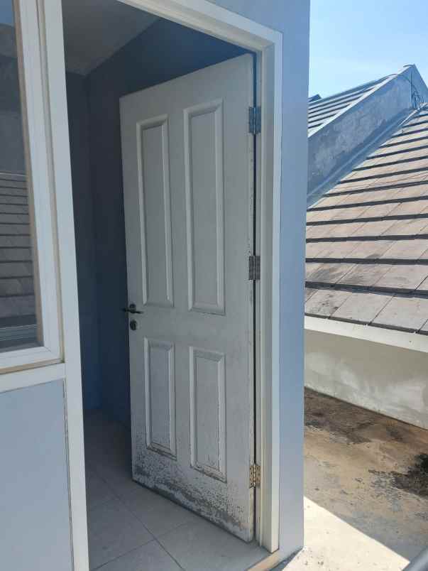 dijual rumah grafika