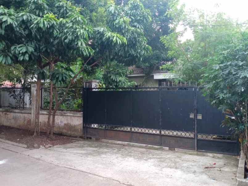 dijual rumah graha raya bintaro pondok