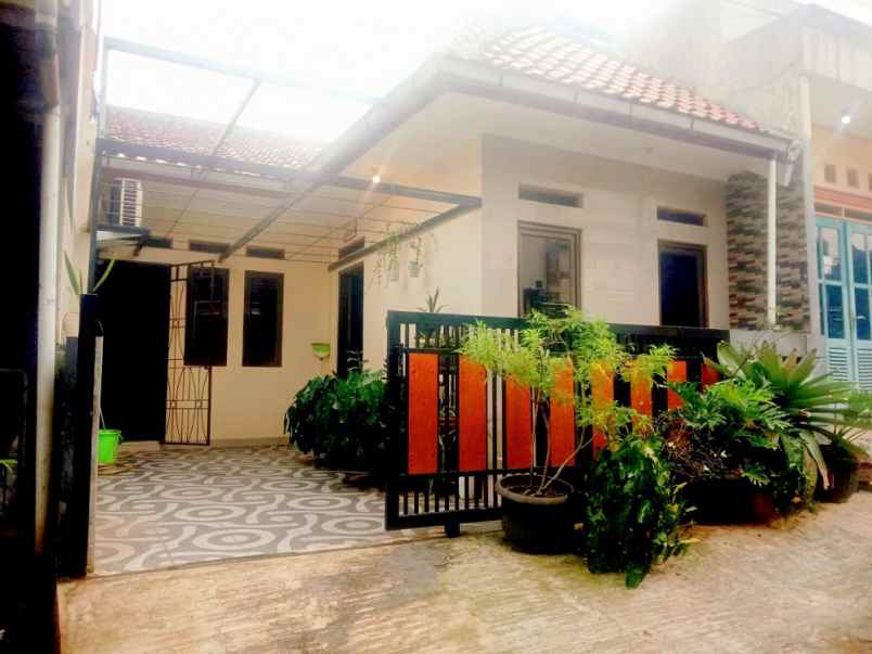 dijual rumah grand depok city sektor