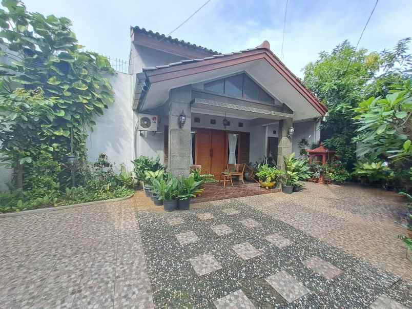 dijual rumah grand galaxy city bekasi kota