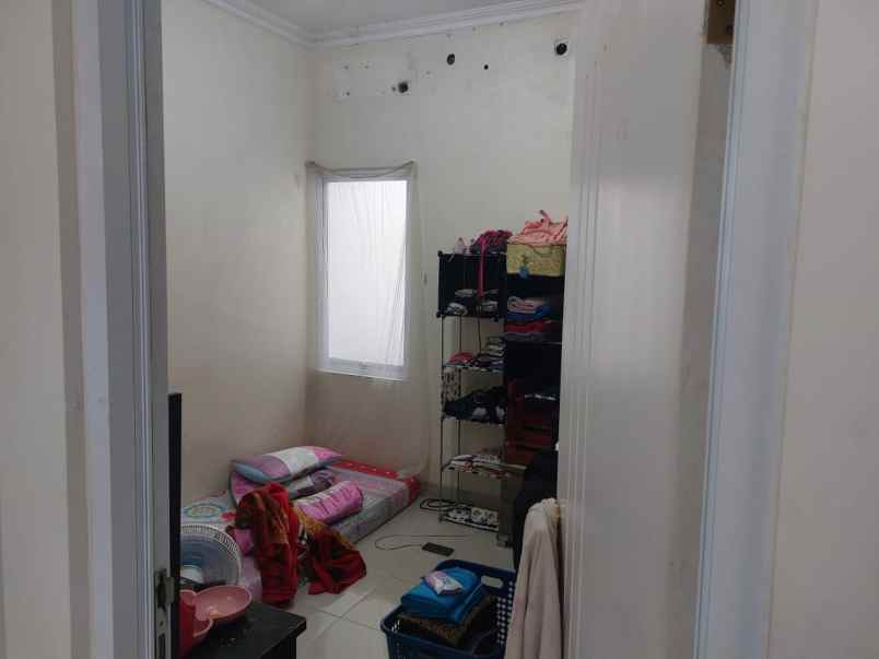 dijual rumah grand wisata