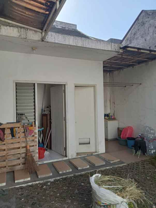 dijual rumah griya babatan mukti