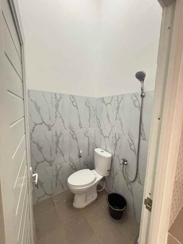 dijual rumah griya nawasena sawangan depok