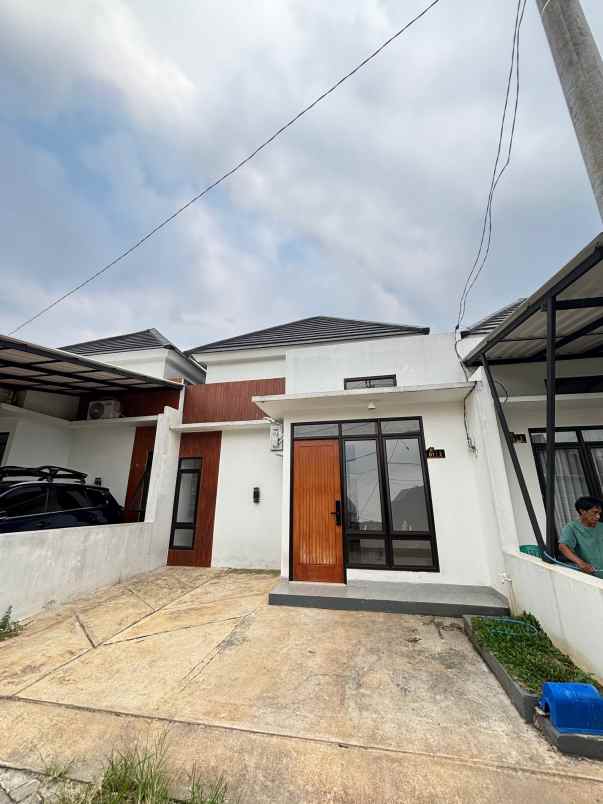 dijual rumah griya nawasena sawangan depok