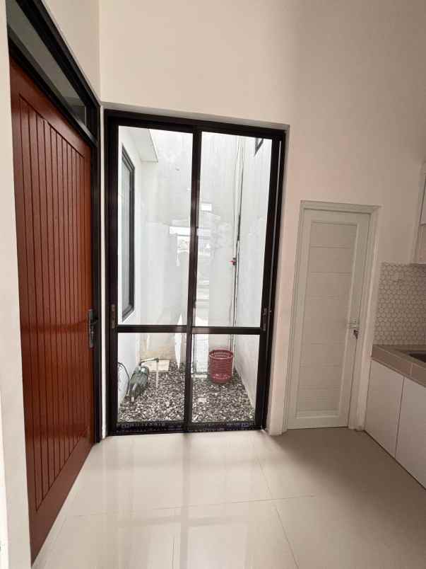 dijual rumah griya nawasena sawangan depok