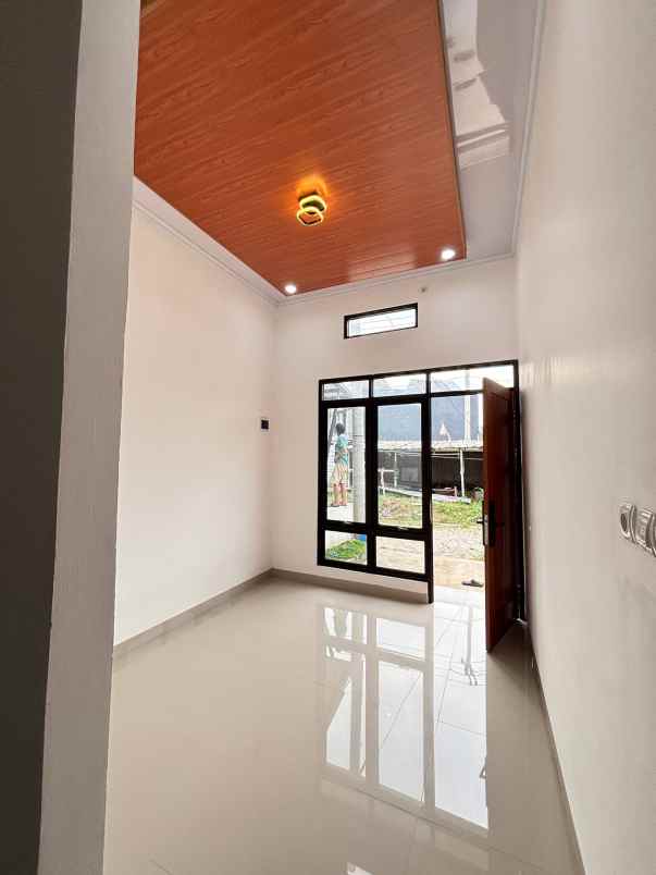 dijual rumah griya nawasena sawangan depok
