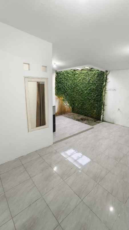 dijual rumah harvest city cluster