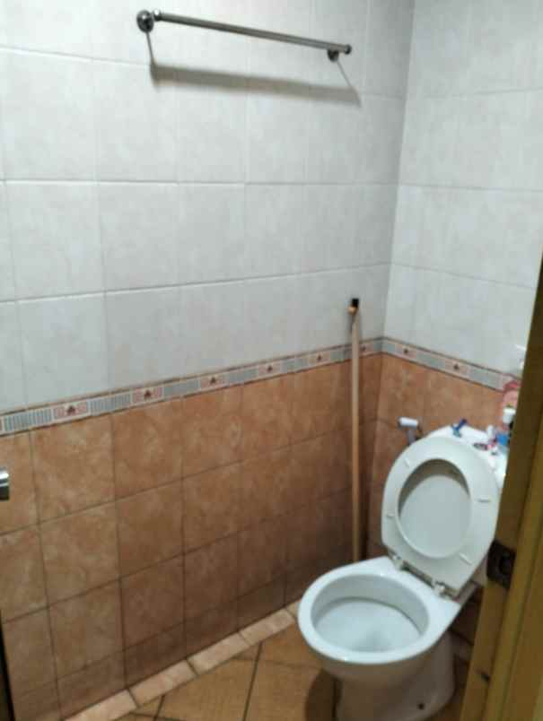 dijual rumah hook bebas banjir 2lt jalan lebar sunter