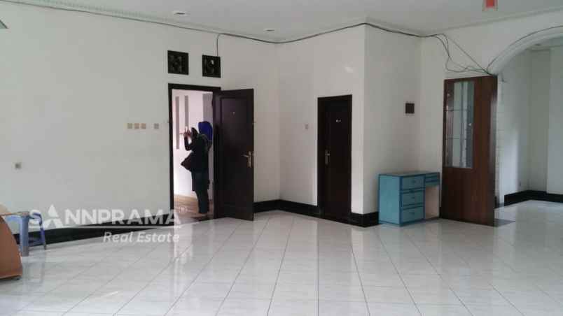 dijual rumah jagakarsa