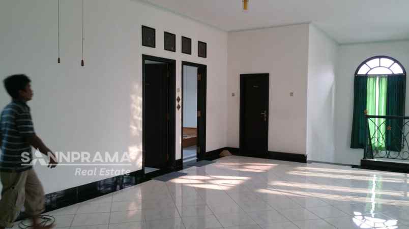 dijual rumah jagakarsa