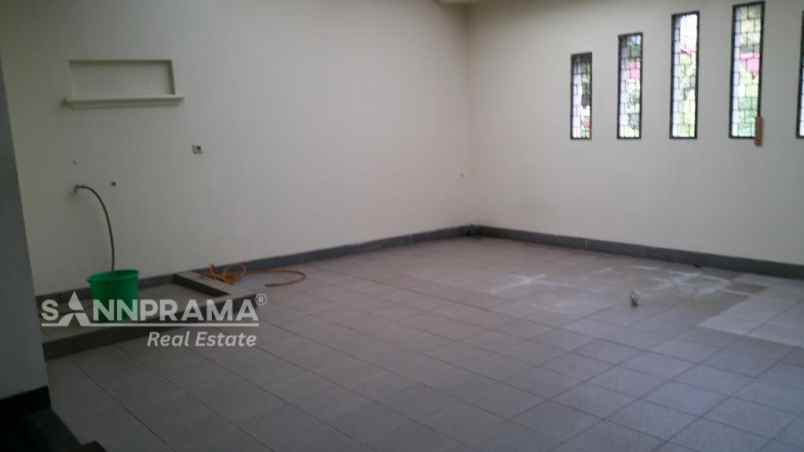 dijual rumah jagakarsa