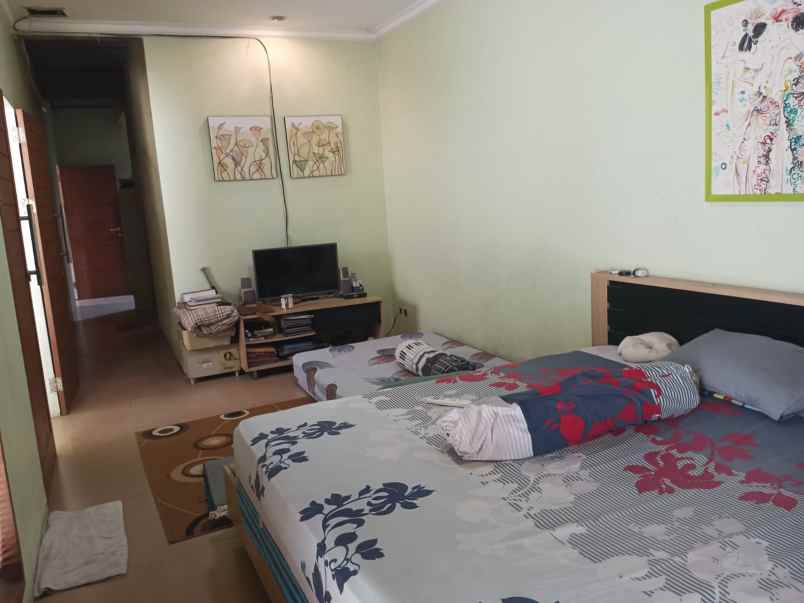 dijual rumah jagakarsa