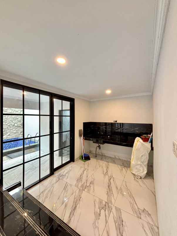 dijual rumah jagakarsa jakarta selatan