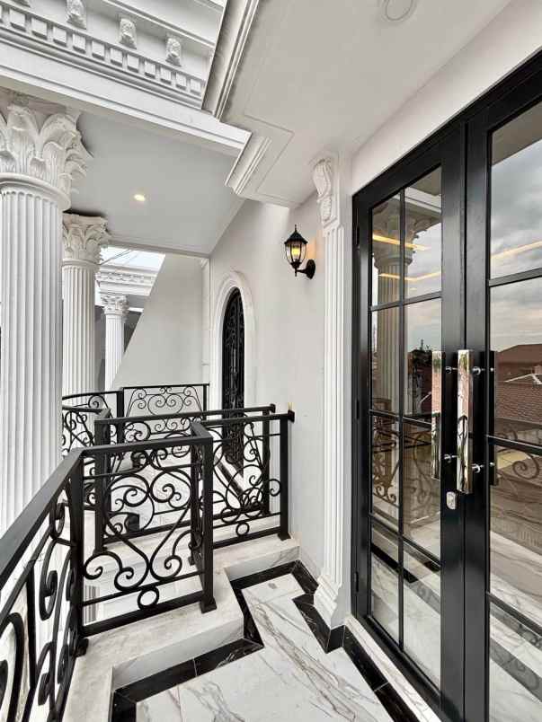 dijual rumah jagakarsa jakarta selatan