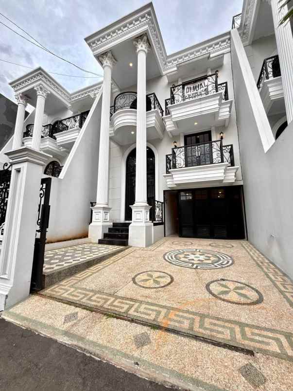 dijual rumah jagakarsa jakarta selatan