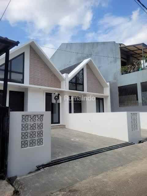 dijual rumah jalan bhayangkara no 17