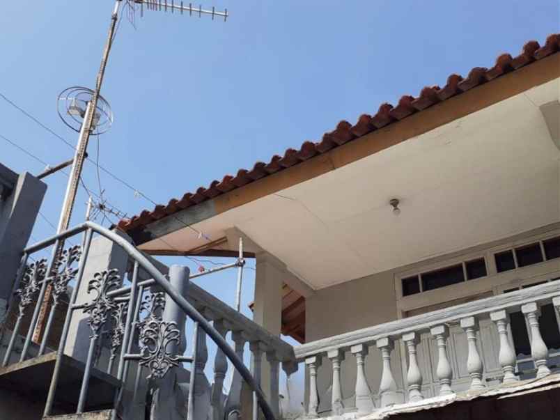 dijual rumah jalan buah batu kota bandung