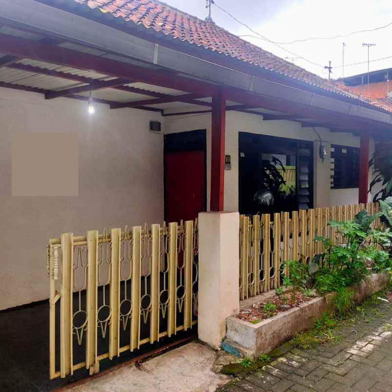 dijual rumah jalan bunga melati jatimulyo