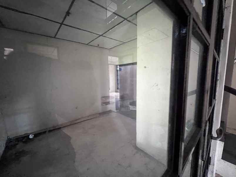 dijual rumah jalan cijeruk no 111