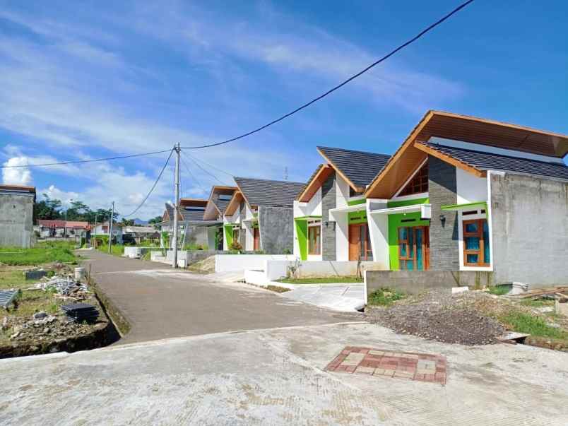 dijual rumah jalan cikampak