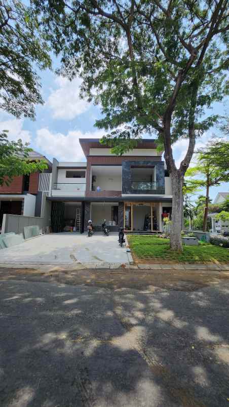 dijual rumah jalan grand eastwood