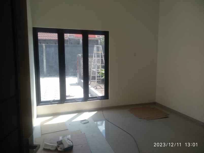 dijual rumah jalan kaliurang km 13