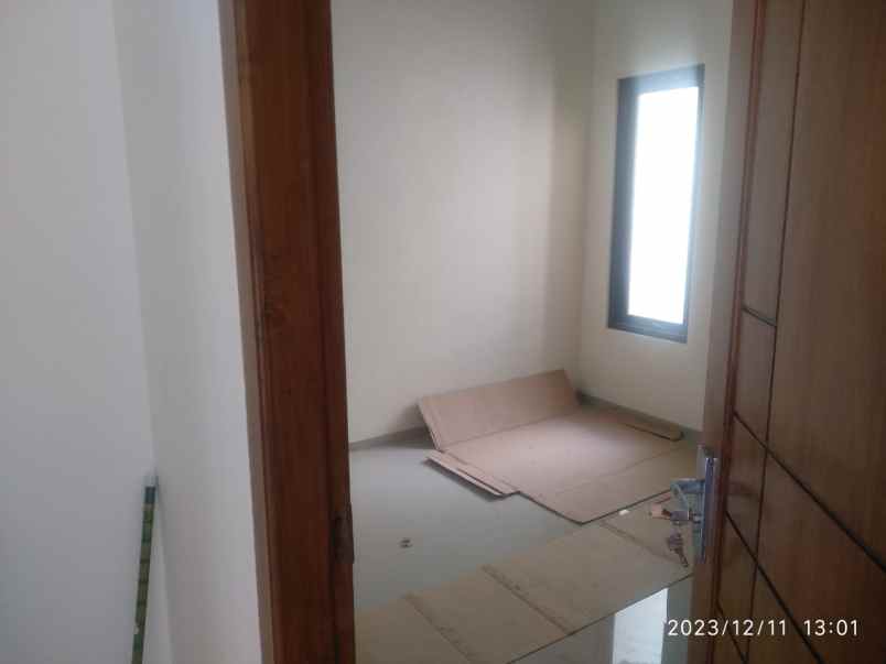 dijual rumah jalan kaliurang km 13