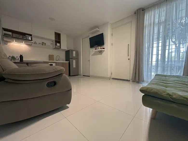 dijual rumah jalan kejawan putih tambak