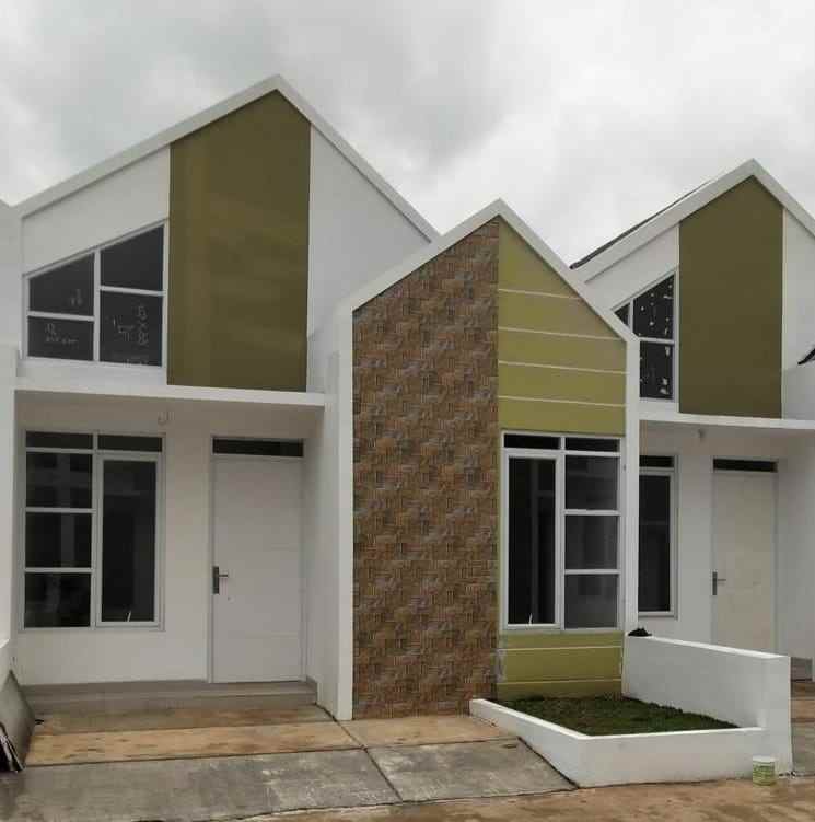 dijual rumah jalan raya leuwinanggung