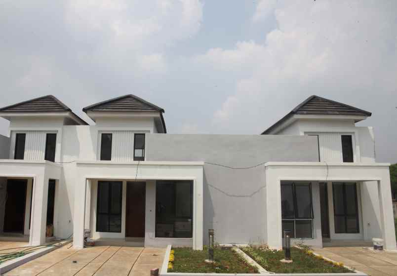 dijual rumah jalan raya mampir rt 01 rw