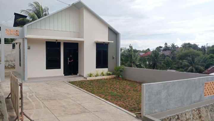 dijual rumah jalan timur indah 5