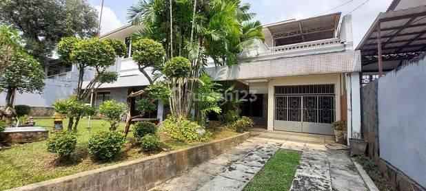 dijual rumah jalan wijaya kebayoran